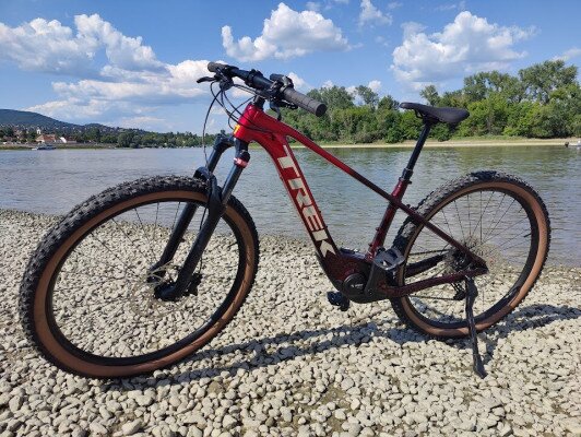 E-bike MTB (TREK) unisex